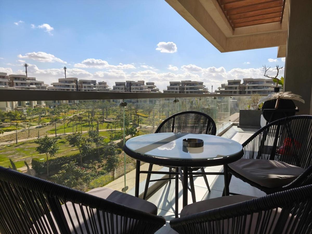 Signature 2br With Stunning Greenery In Sodic Cairo